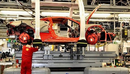 Lamborghini and Ferrari suspend production. What are the specific reasons?